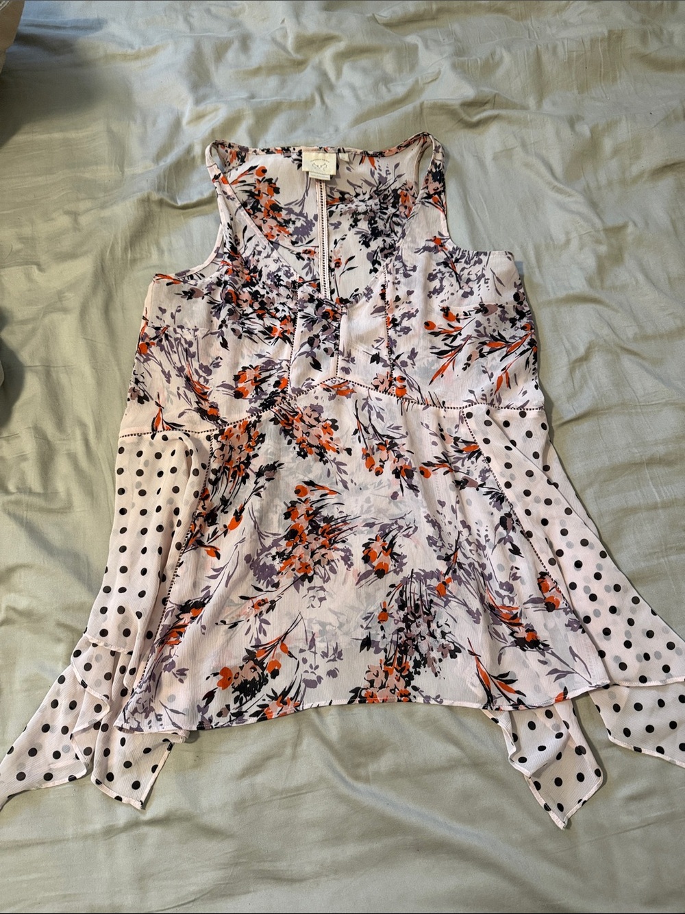 Sleeveless Floral & Polka Dot Handkerchief Hem Top — White with Orange & Black